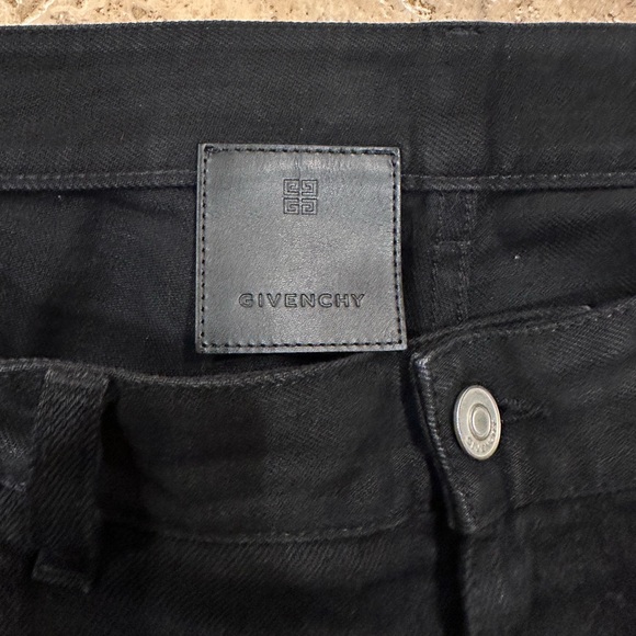 Givenchy x Matthew Williams Wax Coated Shiny Black Denim - Picture 4 of 13